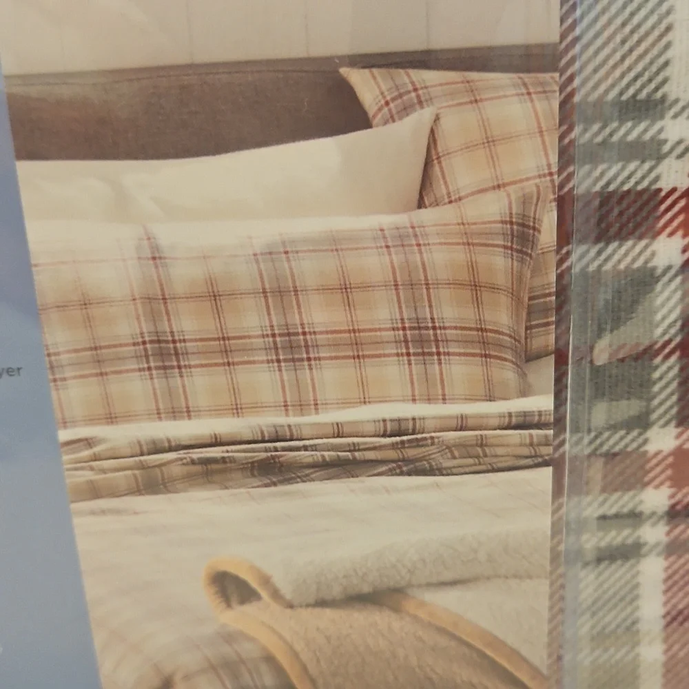Cuddl Duds NWT Plaid Cream Cranberry Gray  Heavyweight Flannel Twin Sheet Set